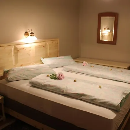 Hehenberger Fogadó *